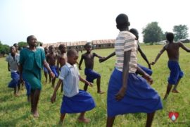 waterwells uganda africa drop in the bucket angolocom primary school-09