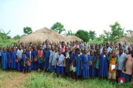 waterwells uganda africa drop in the bucket angolocom primary school-15