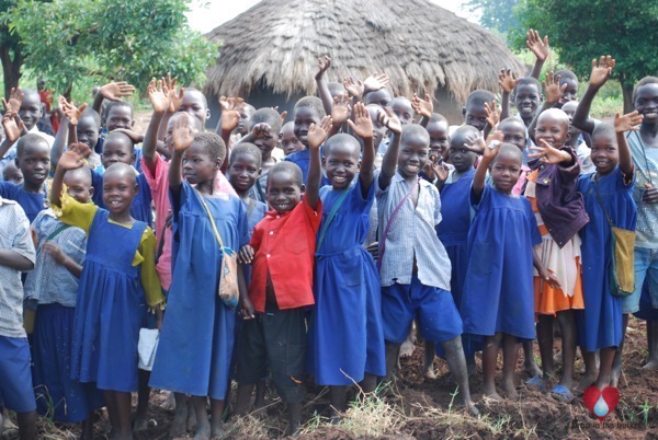 Water wells Uganda Africa Drop In The Bucket Angolocom Primary School