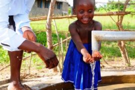 waterwells africa uganda drop in the bucket alaso primary school-13
