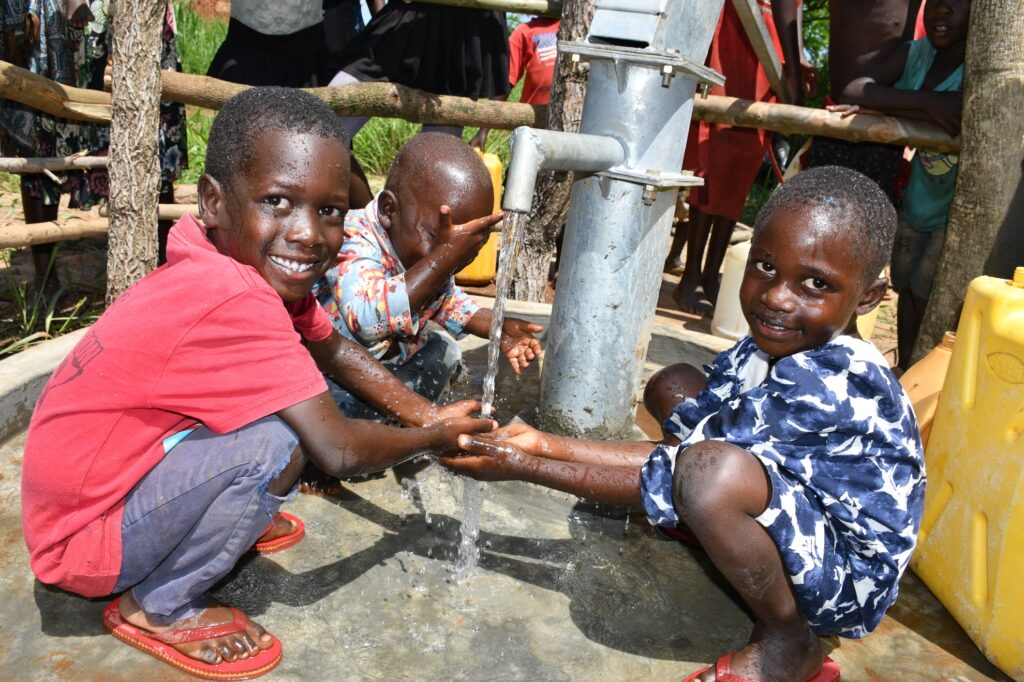 The new well at Tepwoyo, Uganda drilled by Drop in the Bucket