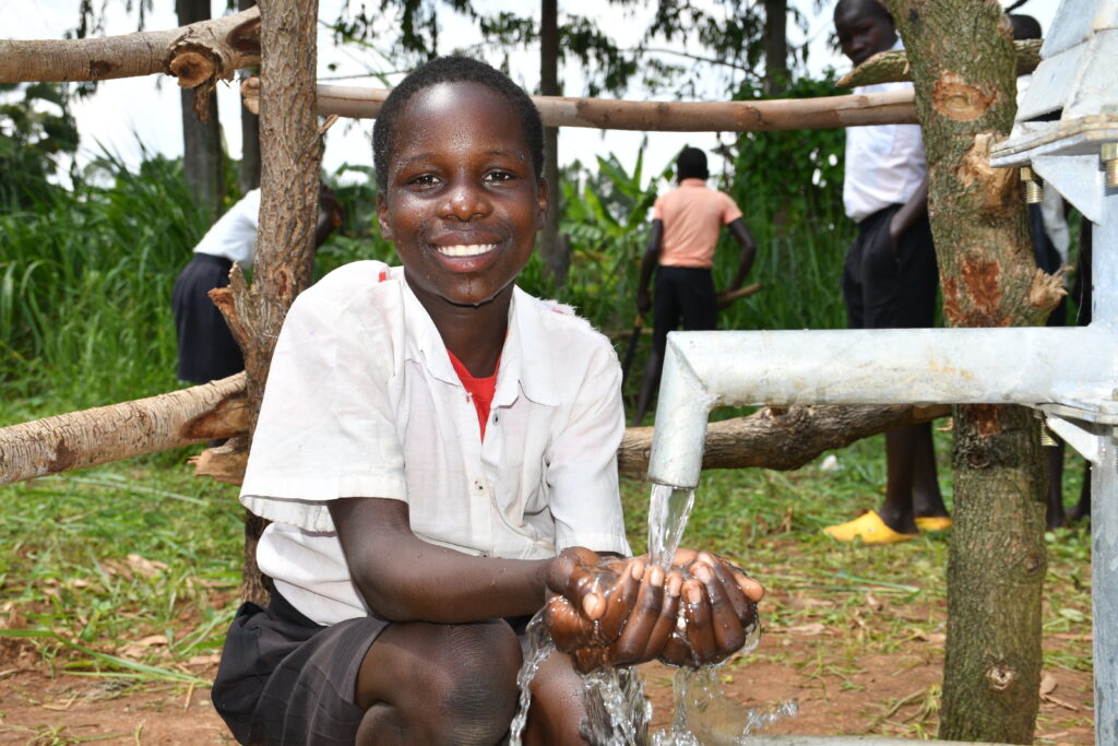 New well drilled by US based water charity Drop in the Bucket